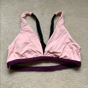 Athletes bikini top